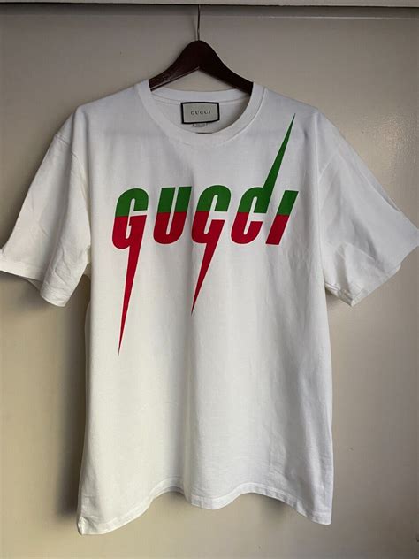 gucci red and green t shirt|Gucci symbol t shirt.